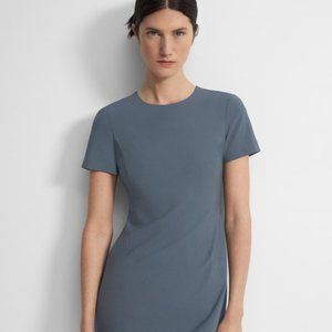 Theory - Sheath Dress in Good Wool / Like New / Size 10